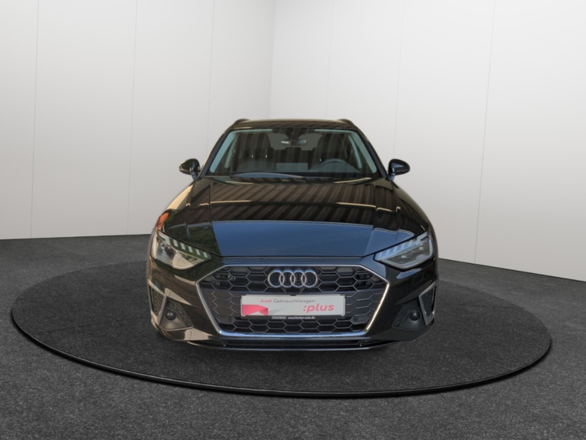 Audi A4 Avant S line
