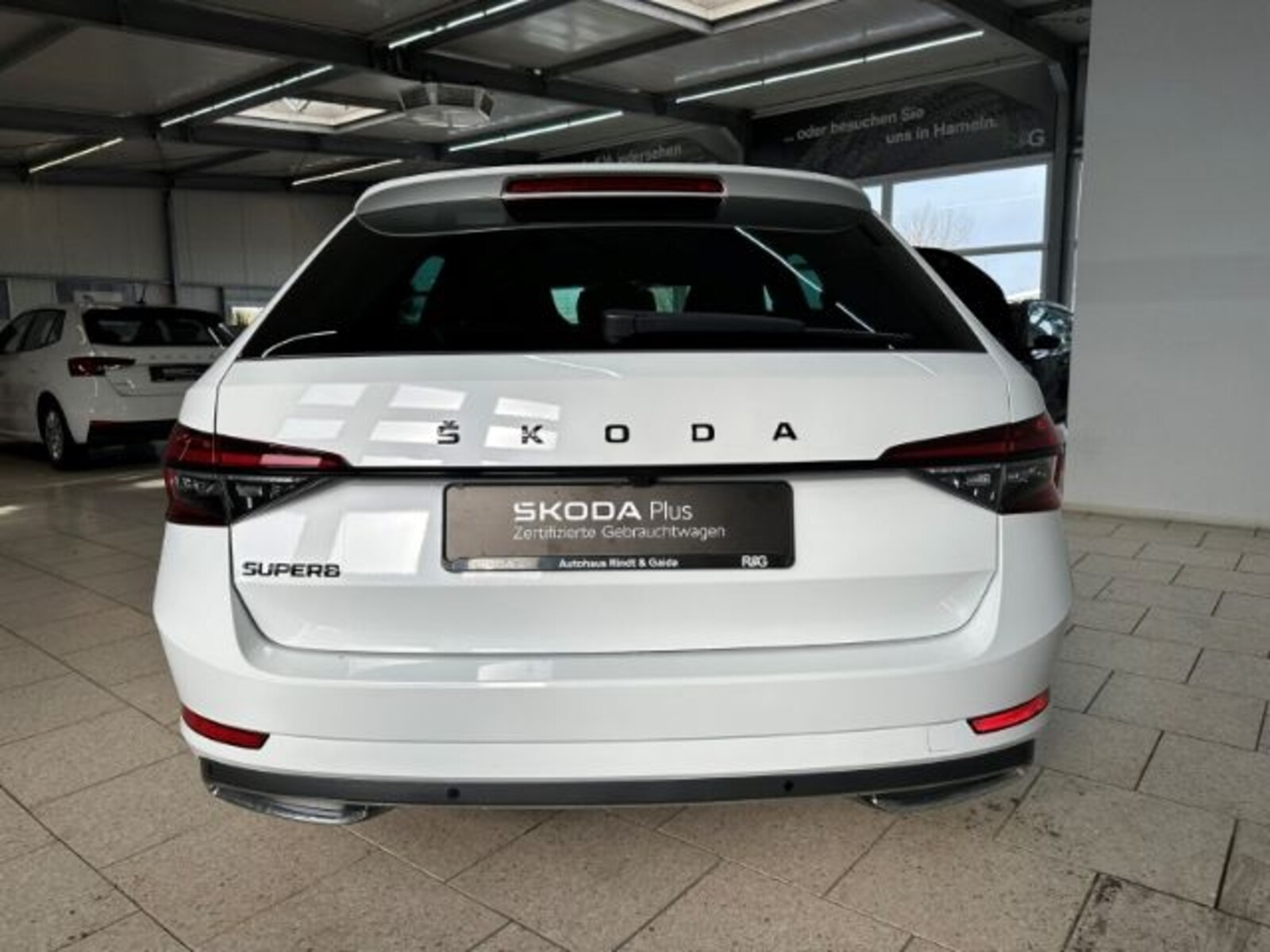 Škoda Superb Combi – Bild 6