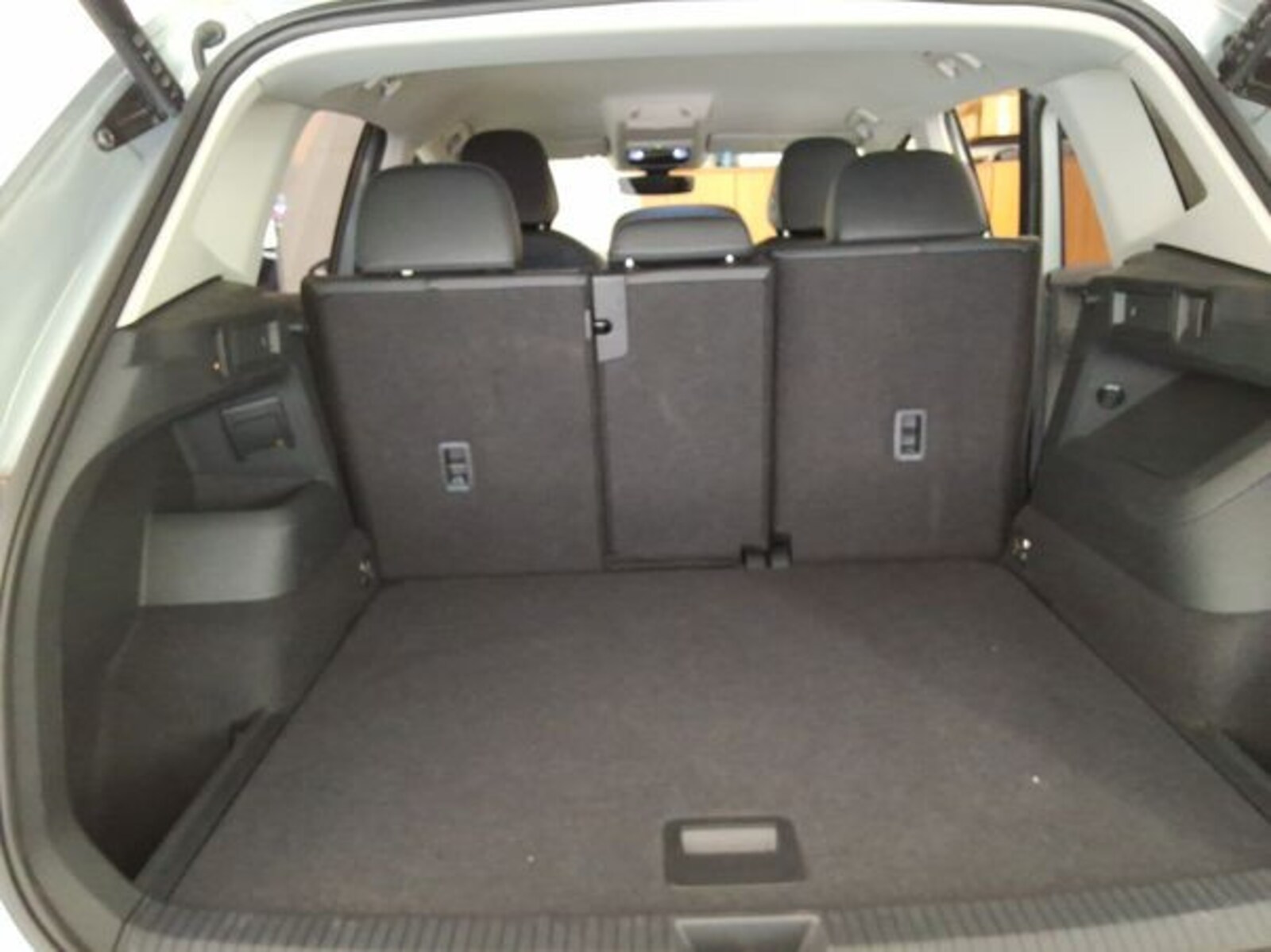 Volkswagen Tiguan – Bild 9