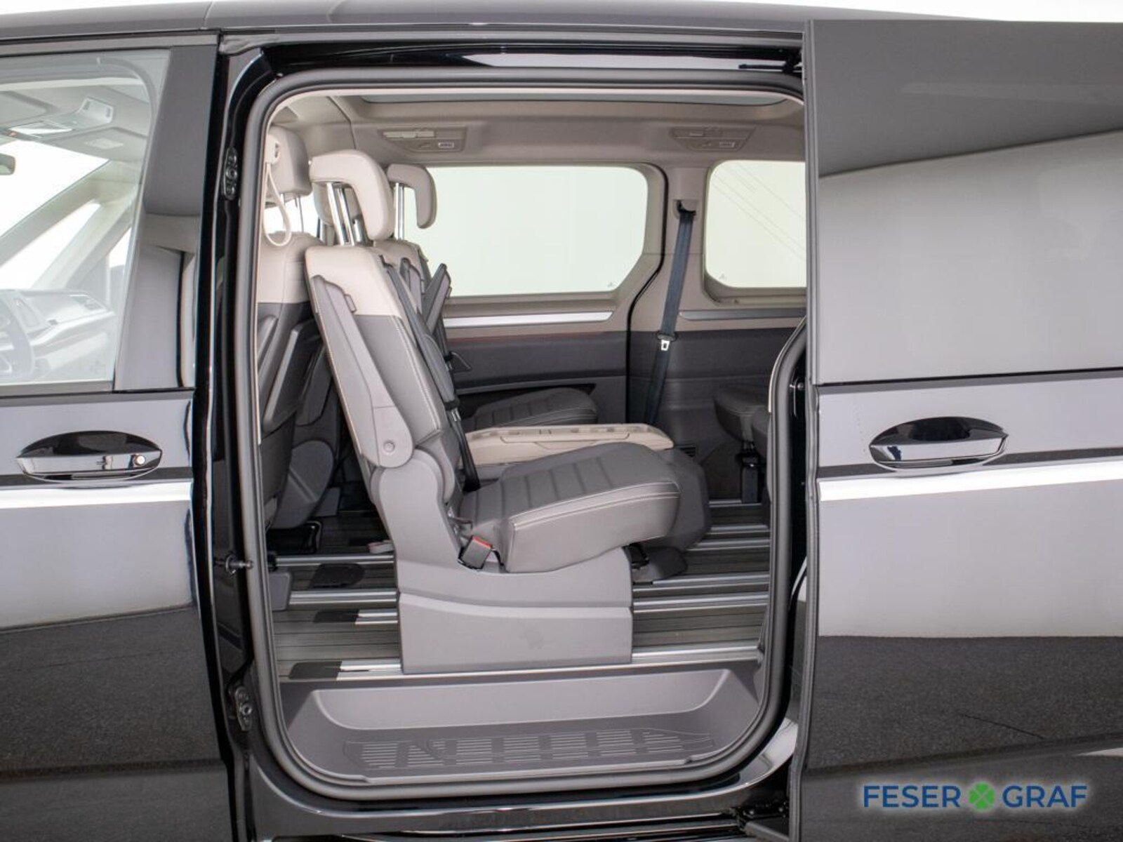 Volkswagen Multivan Langversion – Bild 10