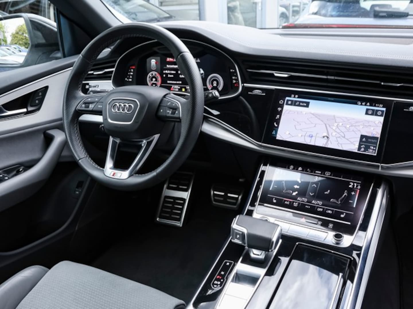 Bild über Audi Q8 50 TDI quattro tiptronic - für weitere Informationen kontaktieren Sie den Audi Partner