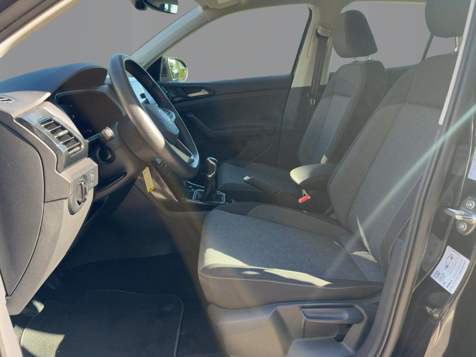 Volkswagen T-Cross – Bild 8