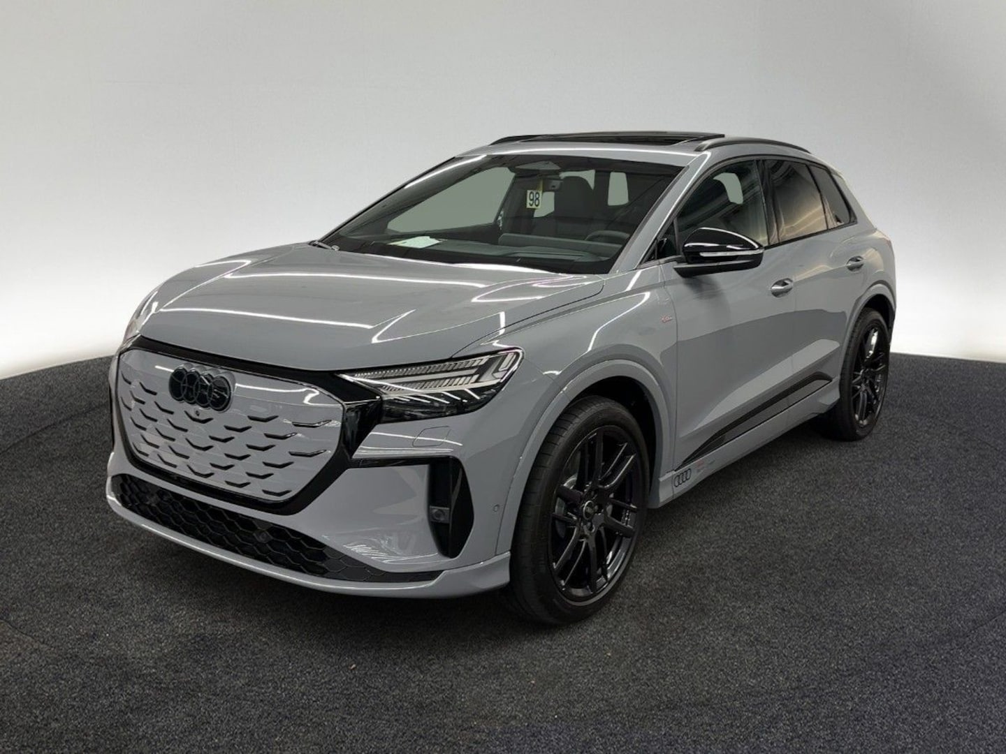 Bild über Audi Q4 SUV e-tron e-tron quattro performance 250 kW - für weitere Informationen kontaktieren Sie den Audi Partner