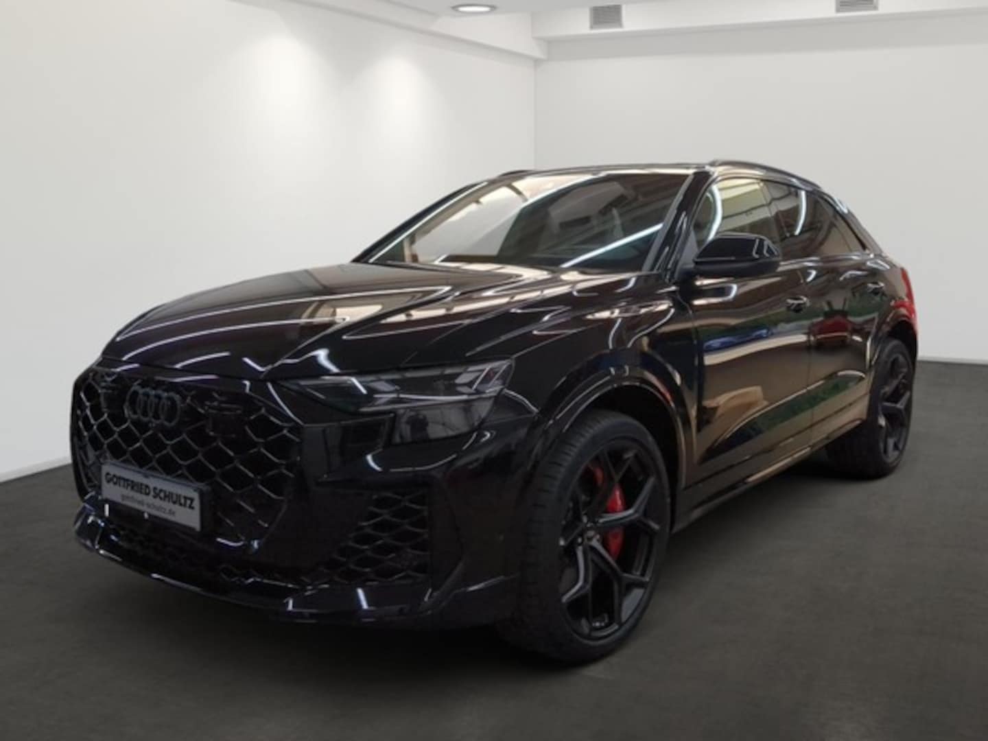 Bild über Audi RS Q8 SUV TFSI quattro 471 kW tiptronic - für weitere Informationen kontaktieren Sie den Audi Partner