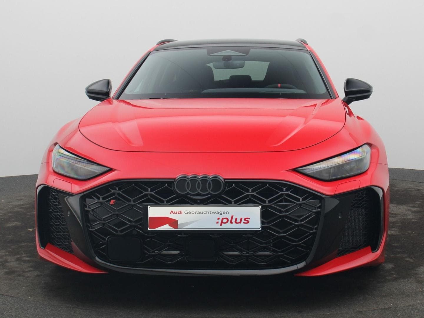 Bild über Audi RS 5 Avant TFSI quattro 470 kW tiptronic - für weitere Informationen kontaktieren Sie den Audi Partner