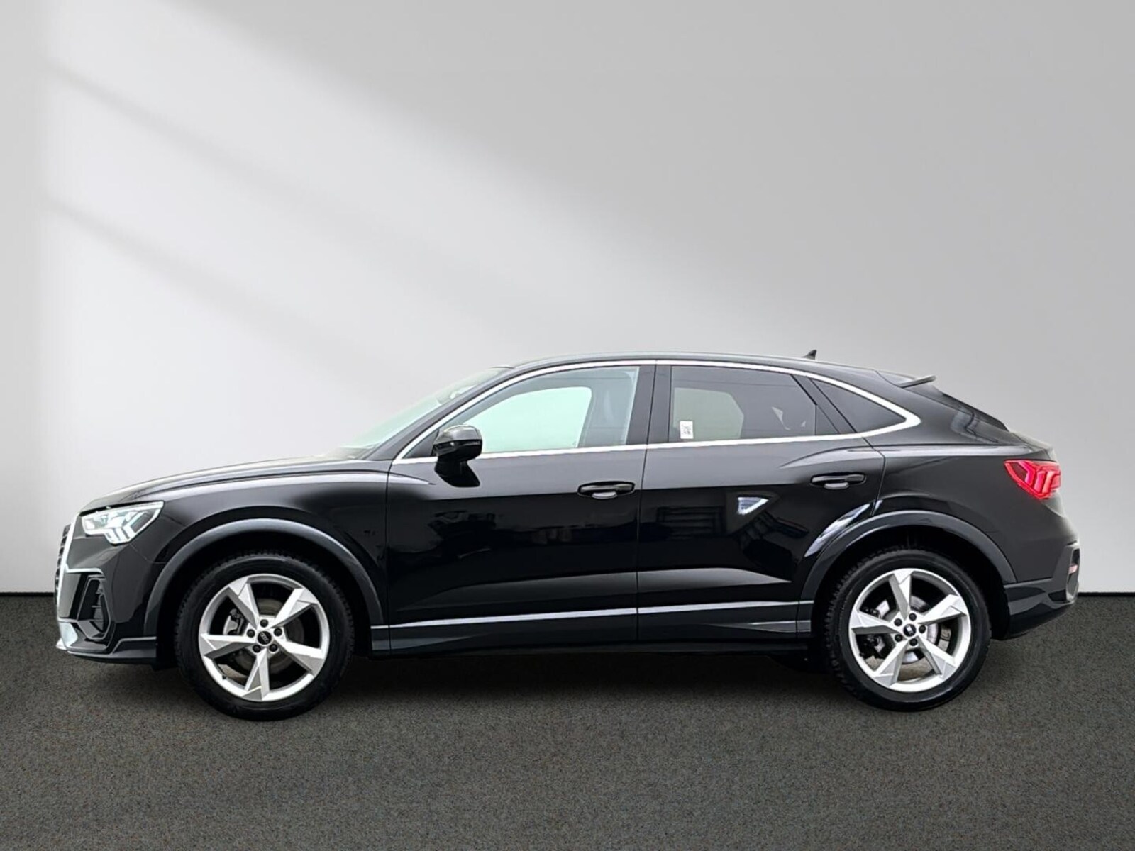 Audi Q3 Sportback – Bild 2
