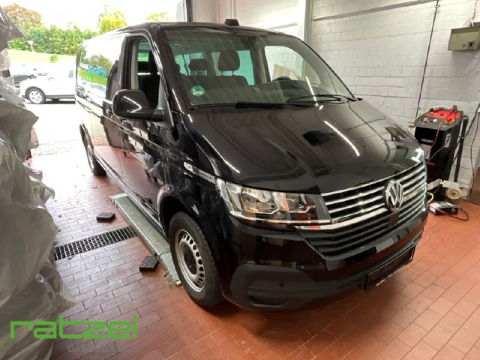 Volkswagen T6.1 Caravelle langer Radstand – Bild 2