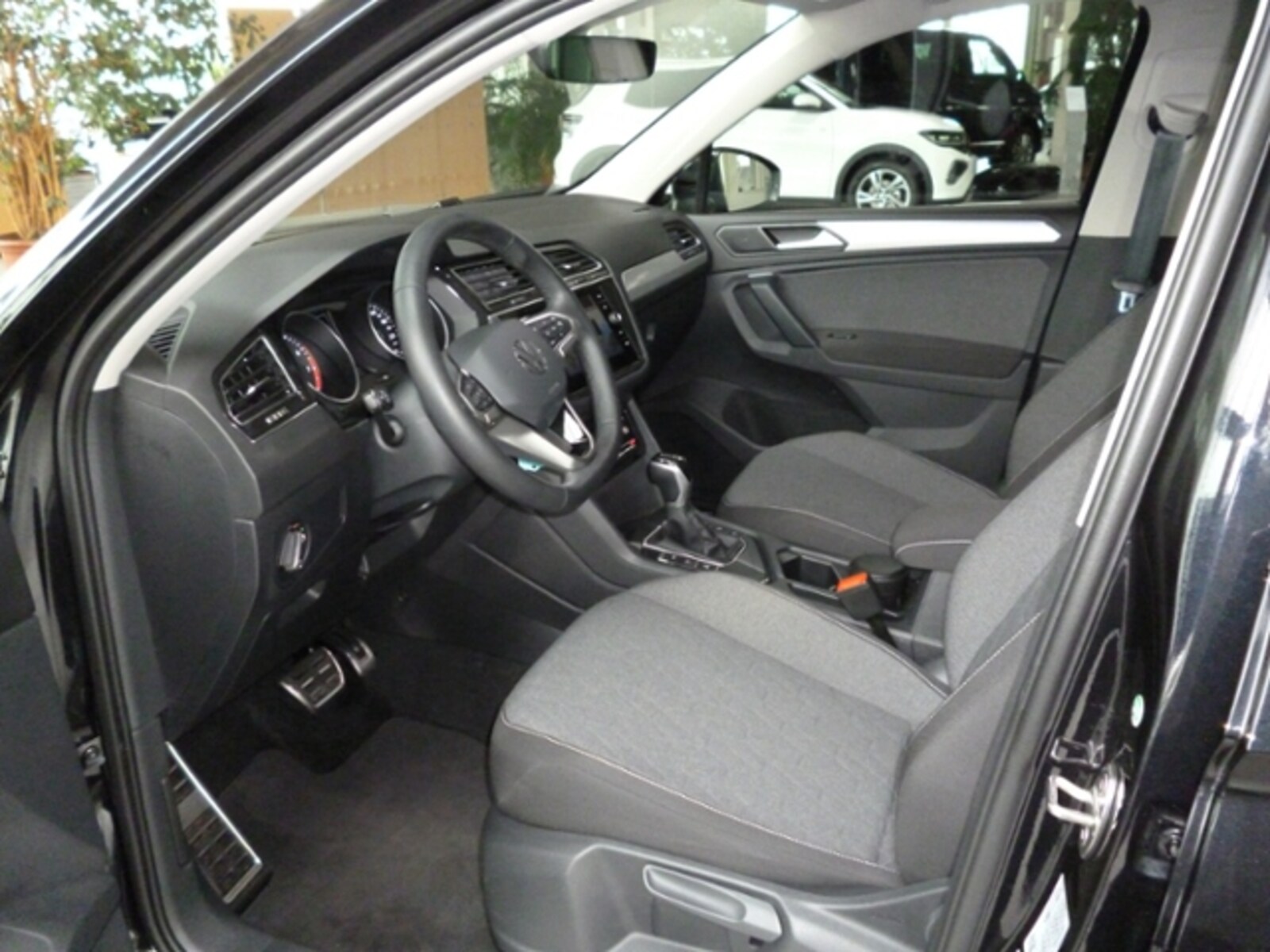 Volkswagen Tiguan – Bild 6