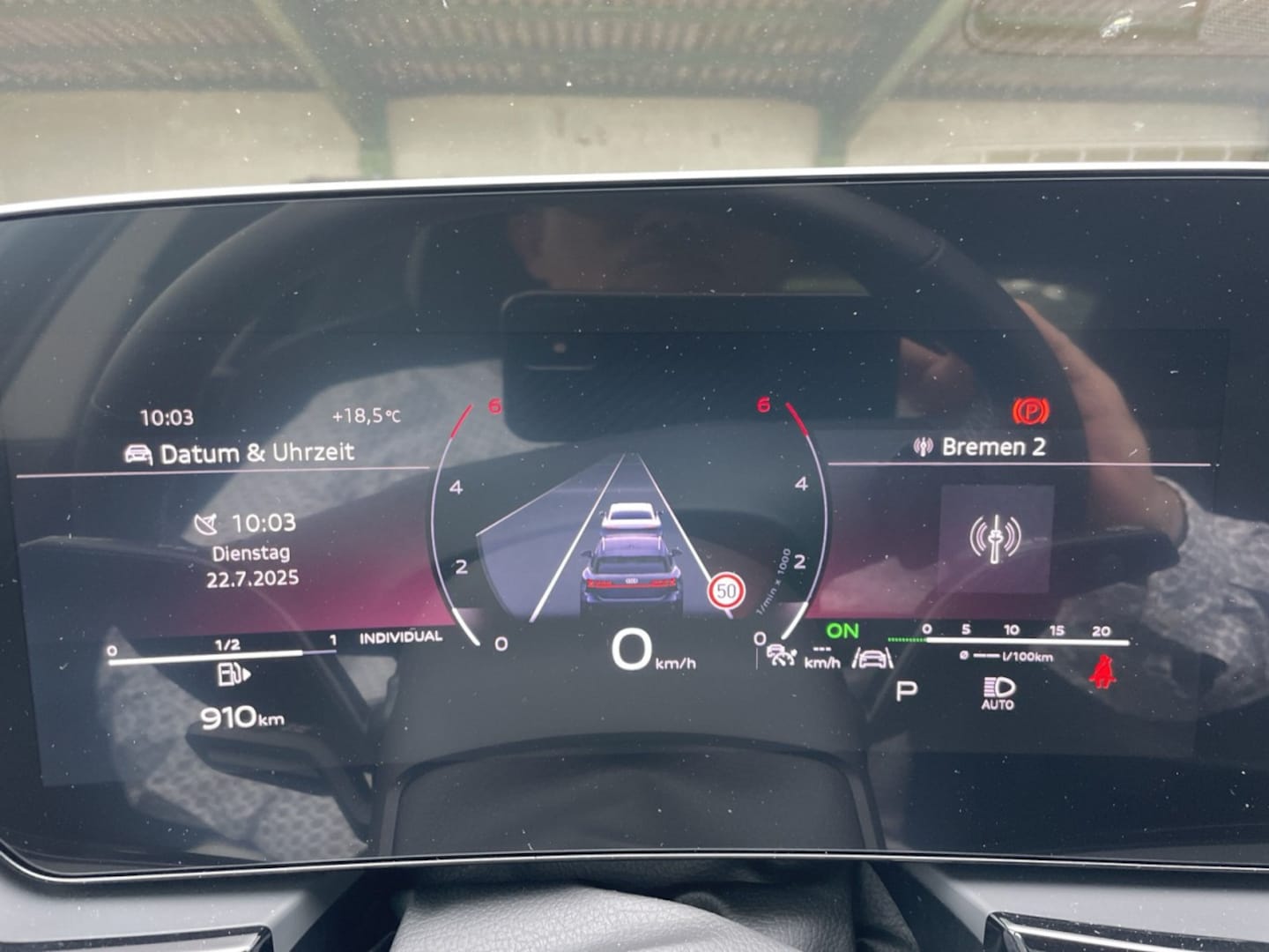 Bild über Audi A6 Avant TDI quattro 150 kW S tronic - für weitere Informationen kontaktieren Sie den Audi Partner