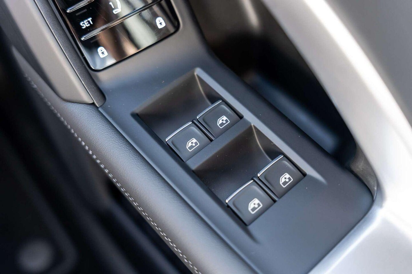 Image about Audi Q5 SUV e-hybrid quattro S tronic