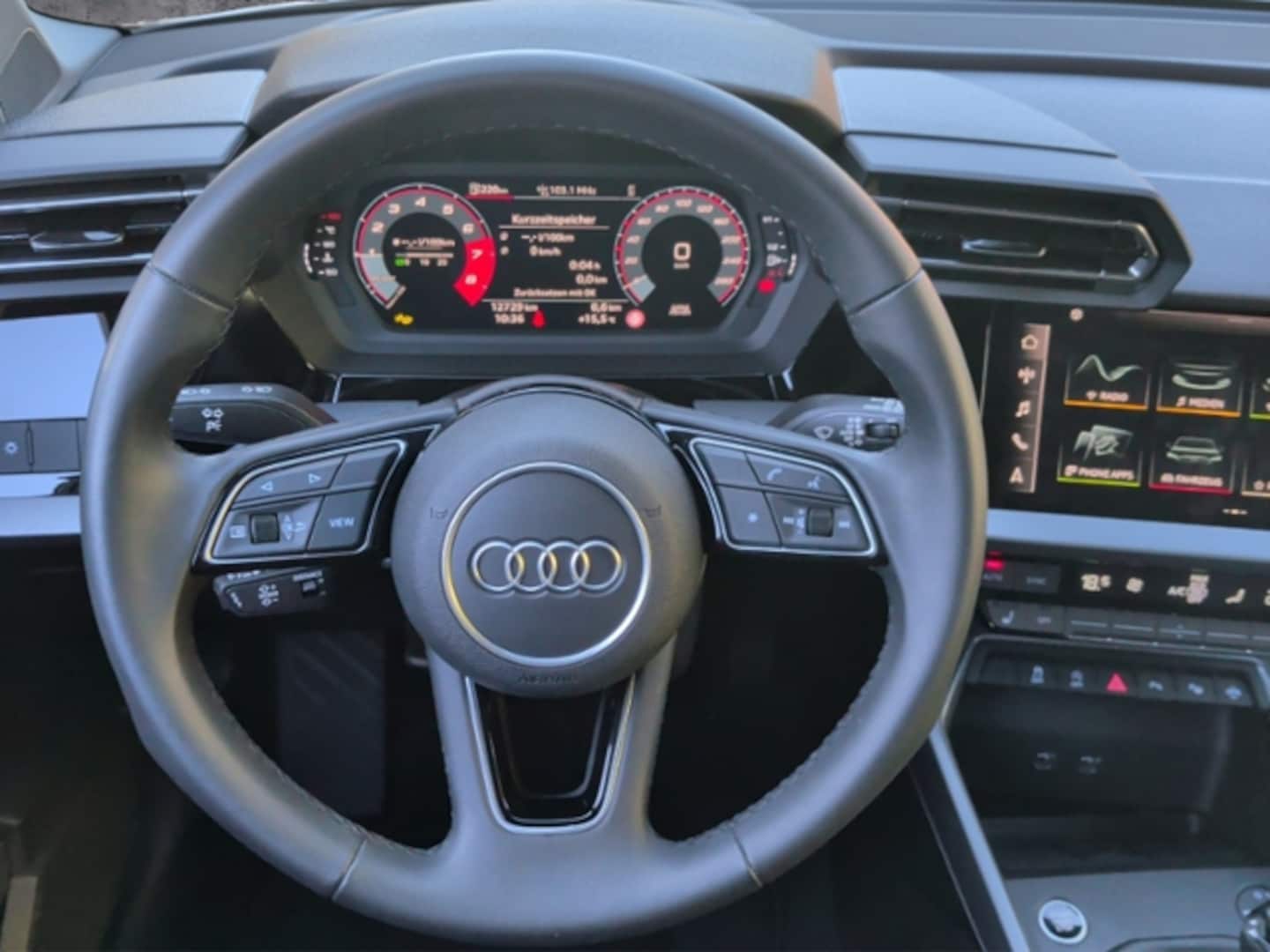 Bild über Audi A3 Sportback advanced 35 TFSI Schaltgetriebe - für weitere Informationen kontaktieren Sie den Audi Partner