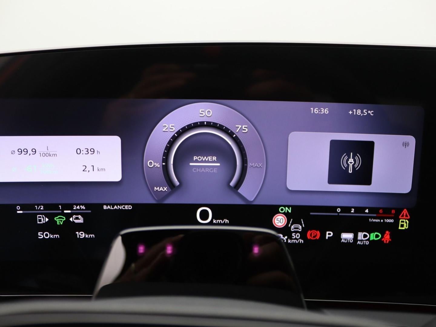 Bild über Audi RS 5 Avant TFSI quattro 470 kW tiptronic - für weitere Informationen kontaktieren Sie den Audi Partner