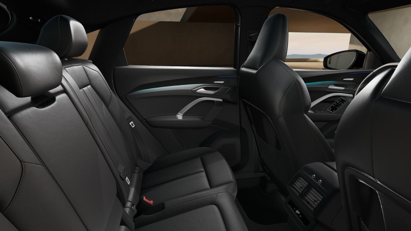 Bild über Audi Q5 Sportback e-hybrid e-hybrid quattro 220 kW S tronic - für weitere Informationen kontaktieren Sie den Audi Partner