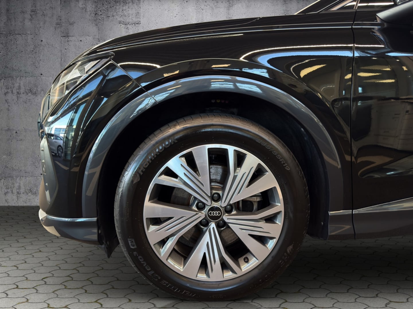 Bild über Audi Q4 Sportback e-tron 35 e-tron - für weitere Informationen kontaktieren Sie den Audi Partner