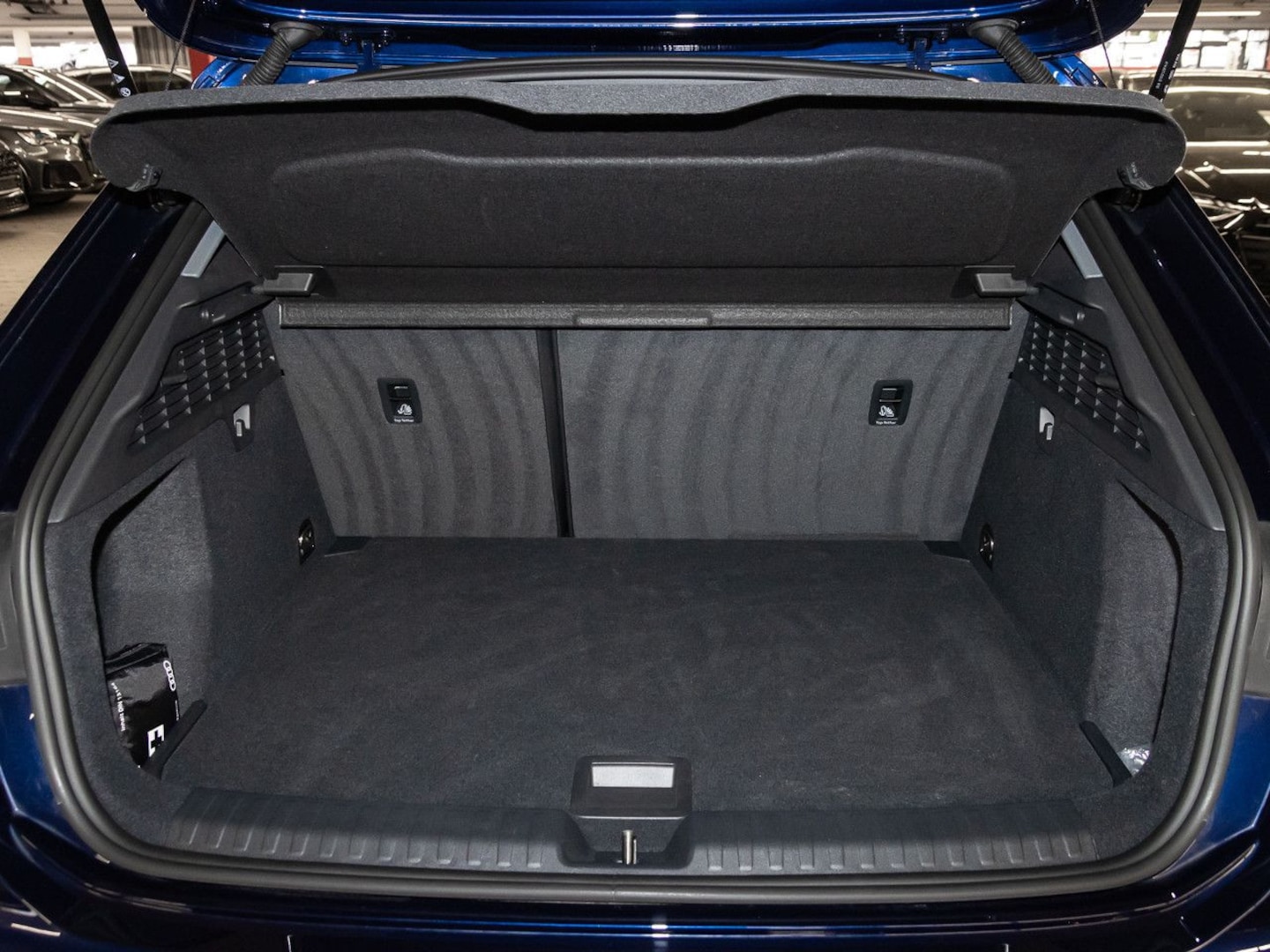 Bild über Audi A3 Sportback TDI S tronic - für weitere Informationen kontaktieren Sie den Audi Partner