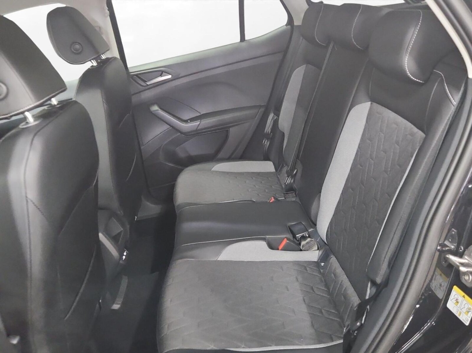 Volkswagen T-Cross – Bild 13