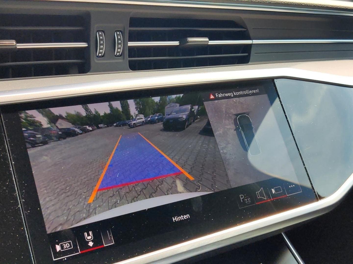 Bild über Audi A6 Avant TFSI e advanced 50 TFSI e quattro S tronic - für weitere Informationen kontaktieren Sie den Audi Partner