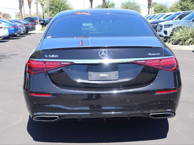 2023 Mercedes-Benz S 580