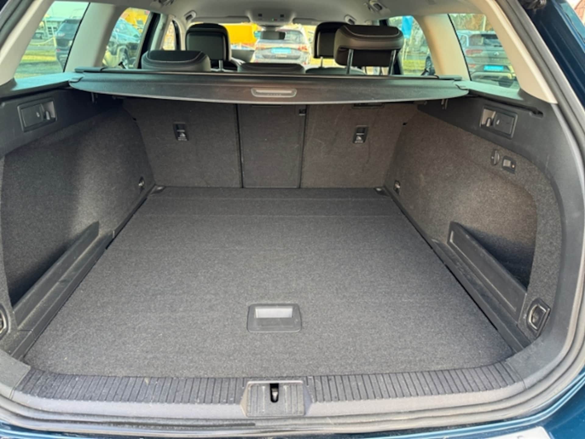 Volkswagen Passat Variant Elegance