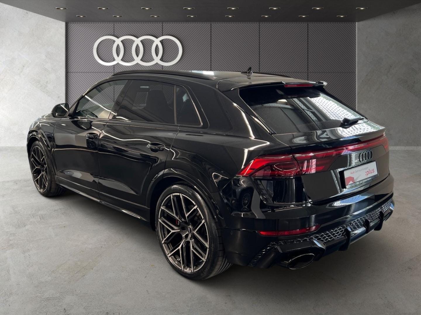Bild über Audi RS Q8 SUV TFSI quattro 441 kW tiptronic - für weitere Informationen kontaktieren Sie den Audi Partner