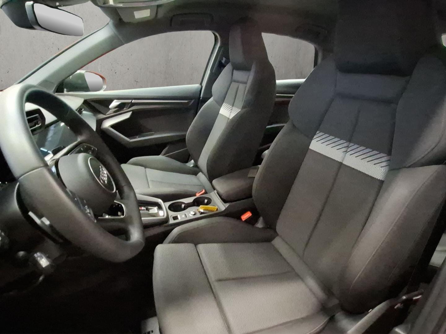 Bild über Audi A3 Limousine S line 30 TFSI S tronic - für weitere Informationen kontaktieren Sie den Audi Partner