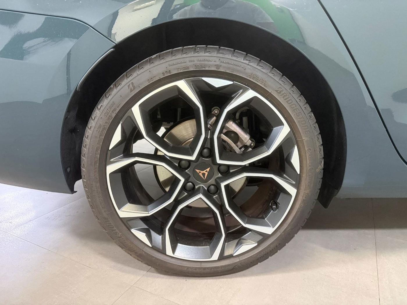 CUPRA Leon Sportstourer 1.5 eTSI DSG 110 kW (150 CV) — photo 8