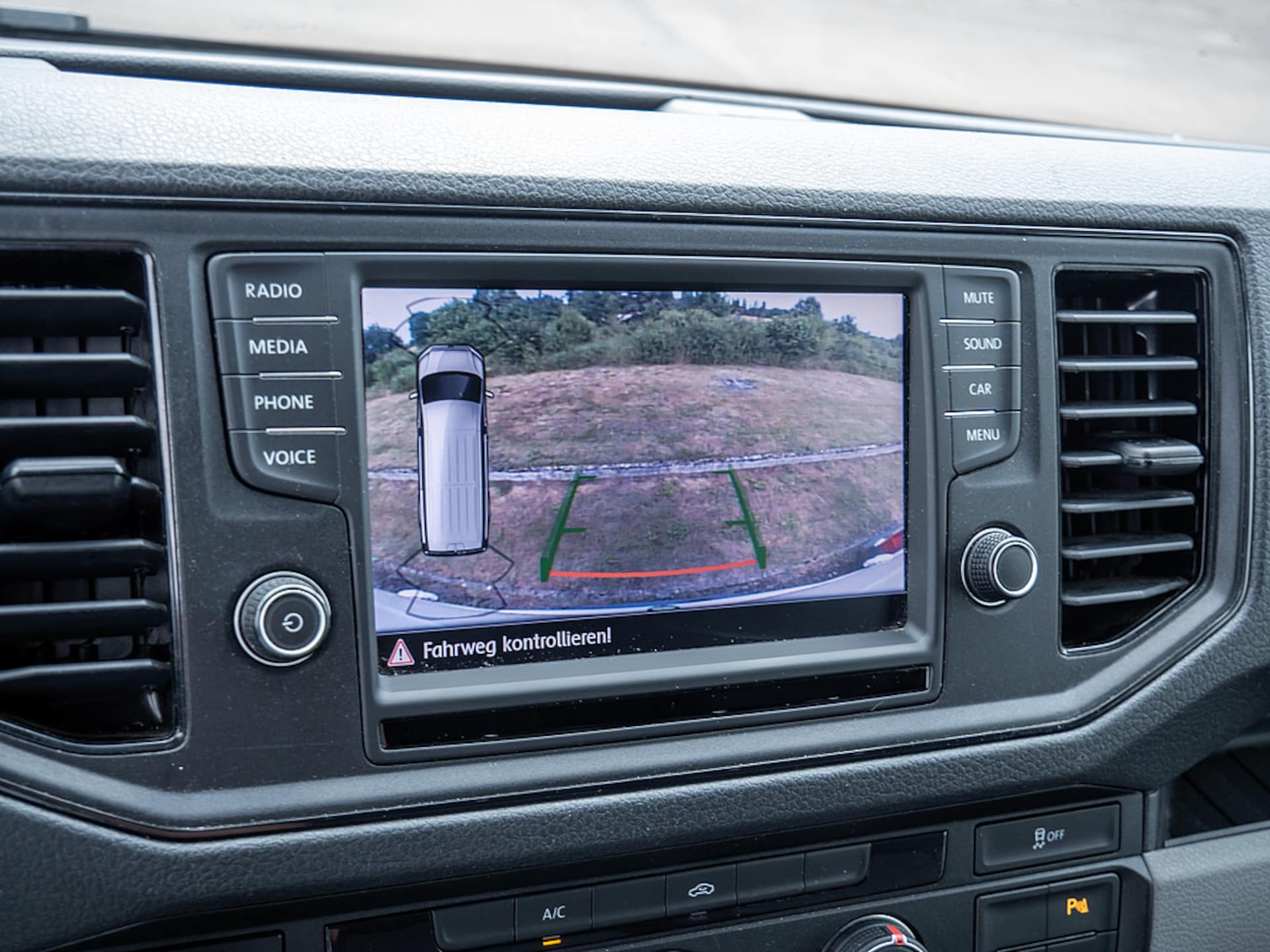 Volkswagen Crafter Kasten langer Radstand