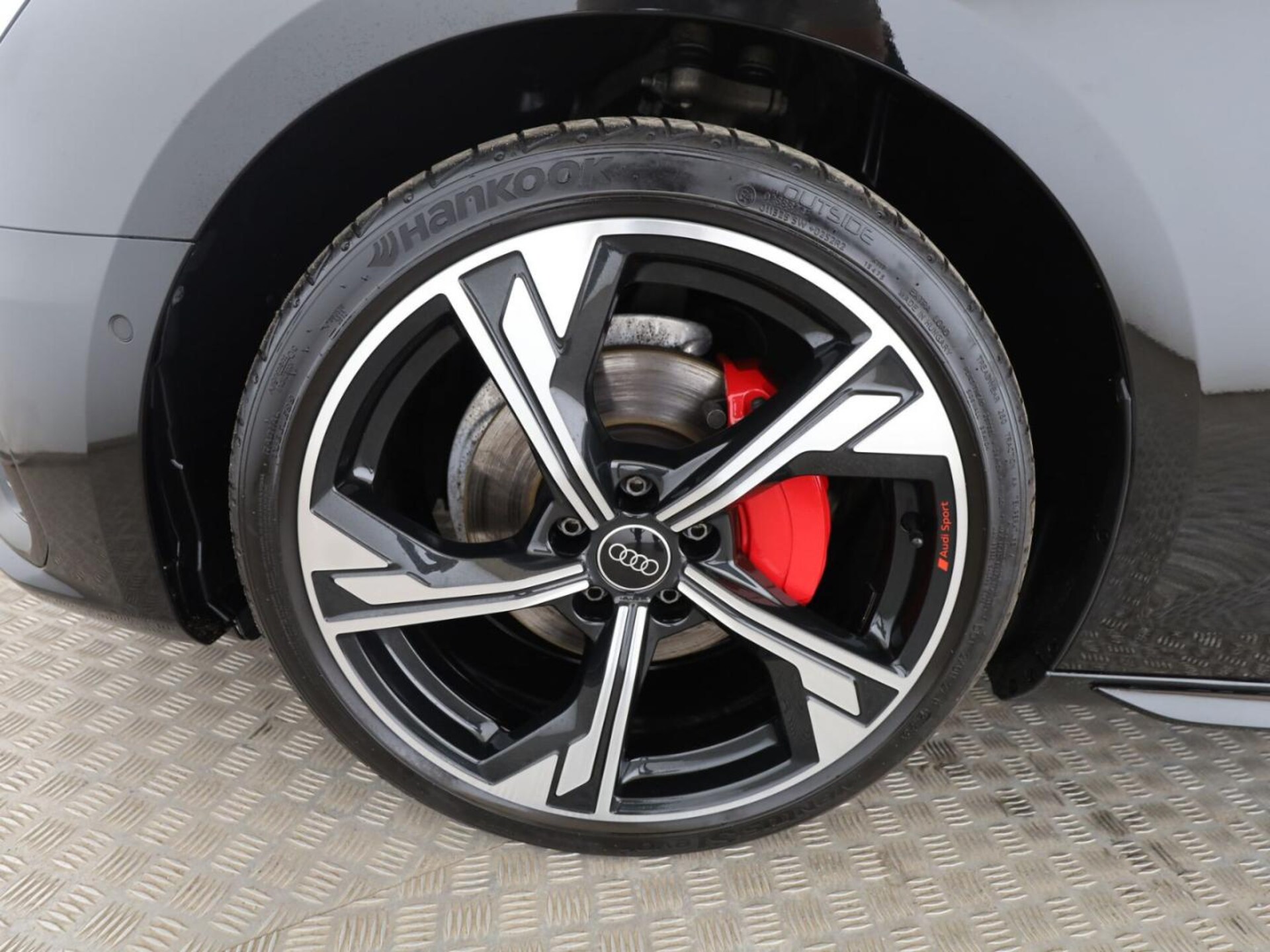 Audi A4 Avant S line