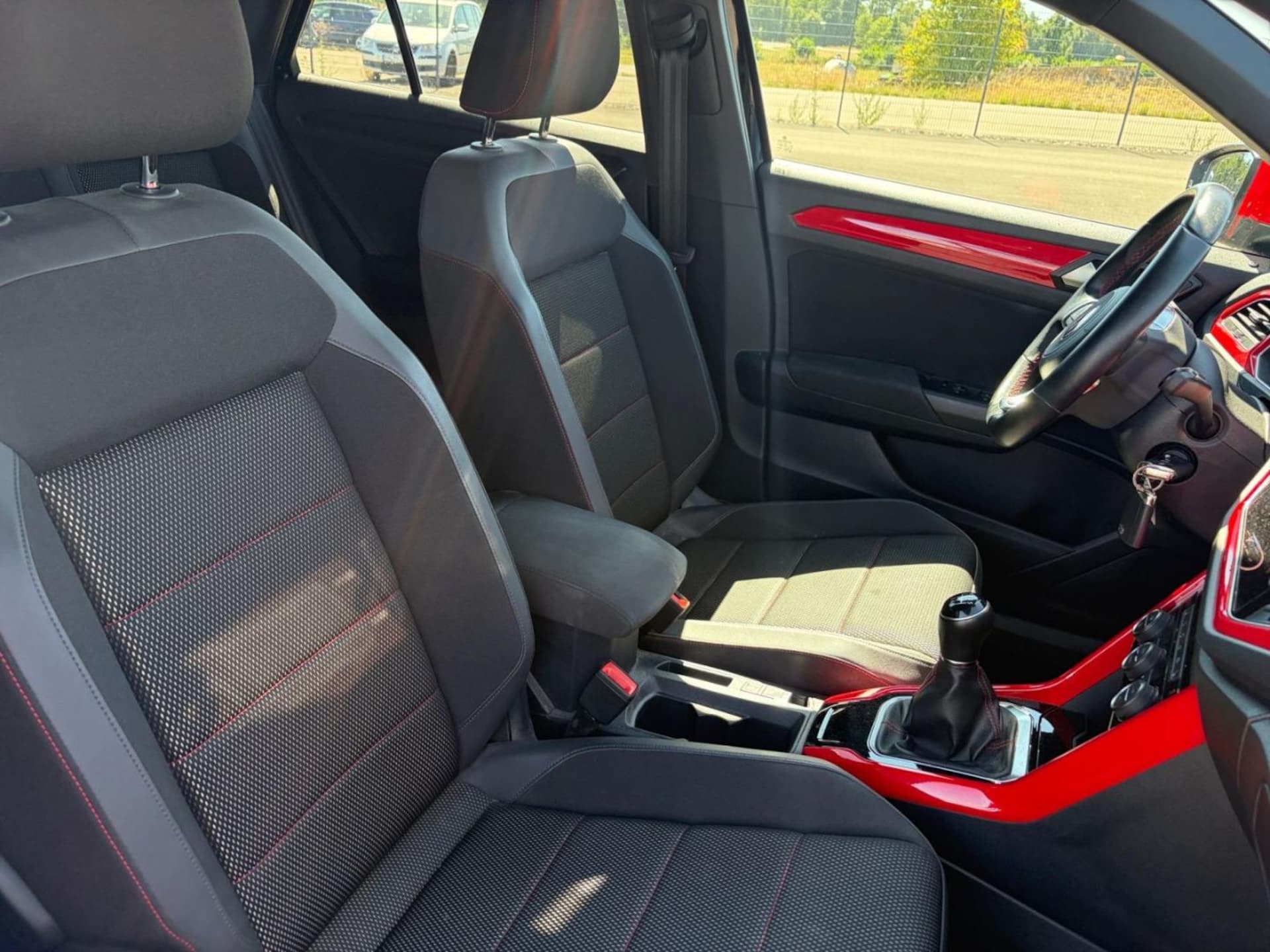 Volkswagen T-Roc Sport