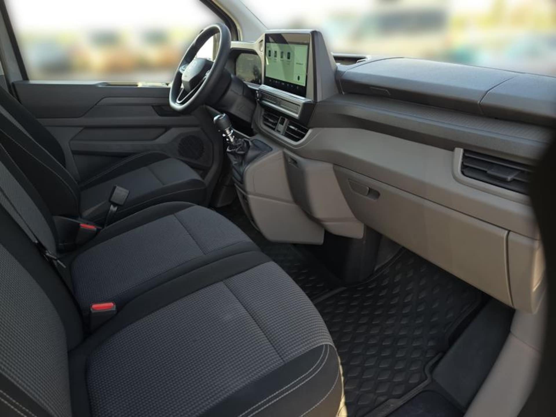 Volkswagen Transporter Furgon długi rozstaw osi