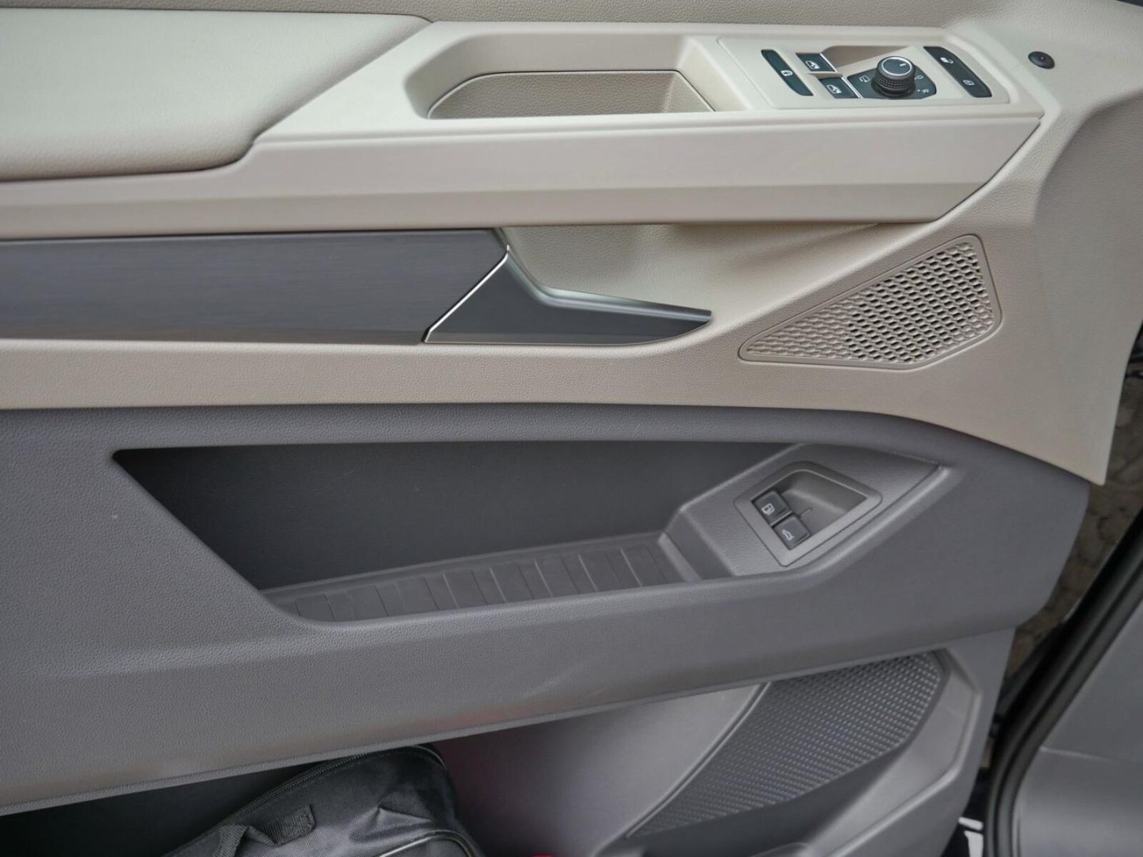 Volkswagen Multivan Langversion – Bild 21