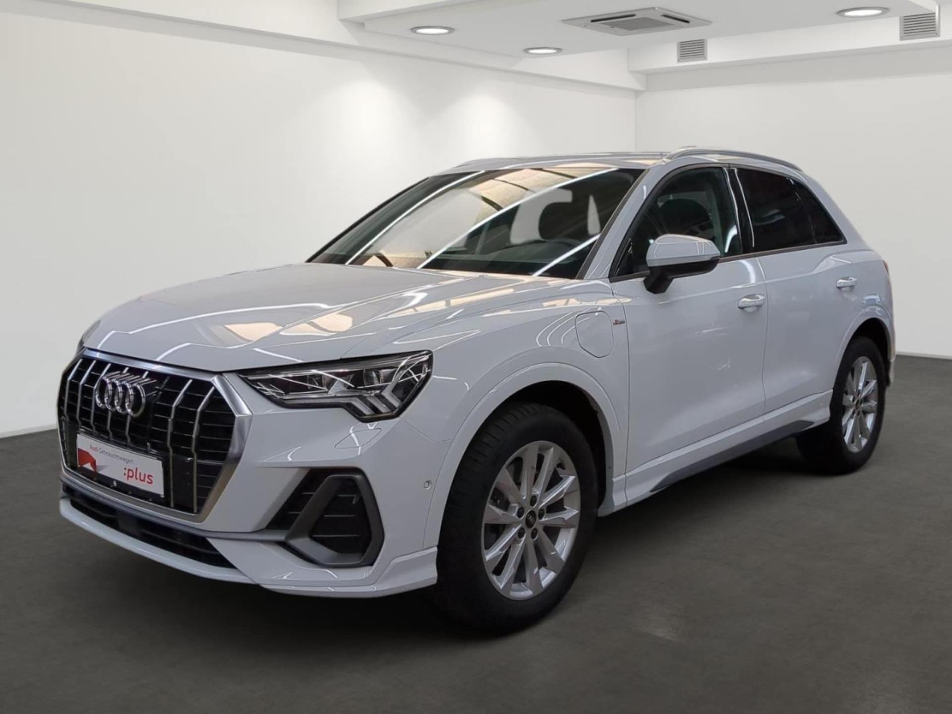 Audi Q3 TFSI e 2023