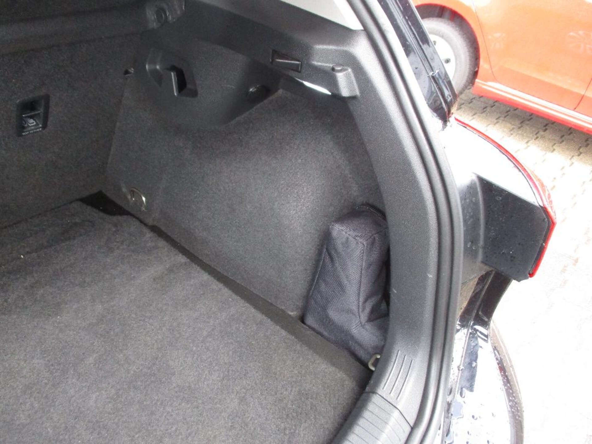 Volkswagen Golf Active