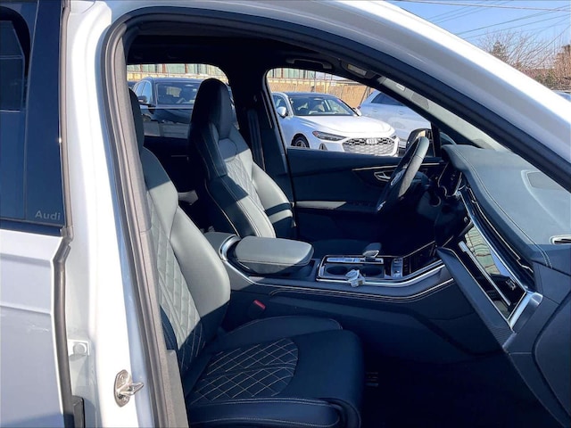 2026 Audi SQ7 Premium Plus - Photo 25