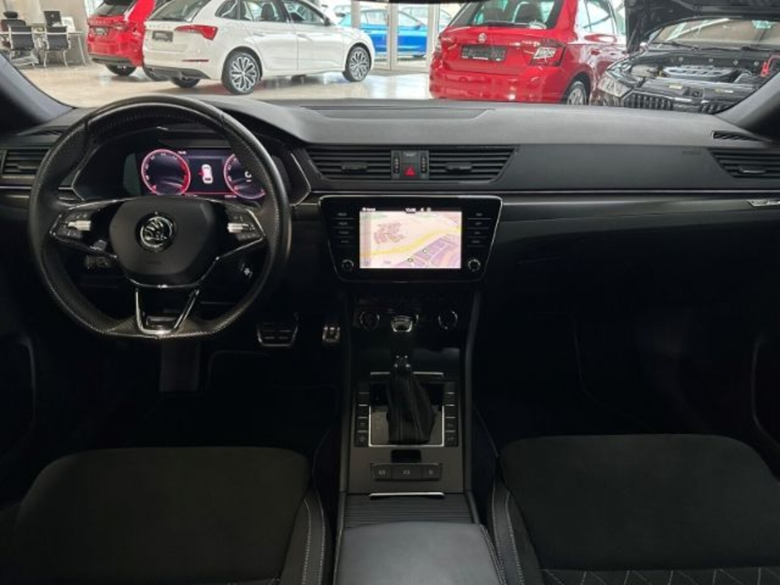 Škoda Superb Combi – Bild 15