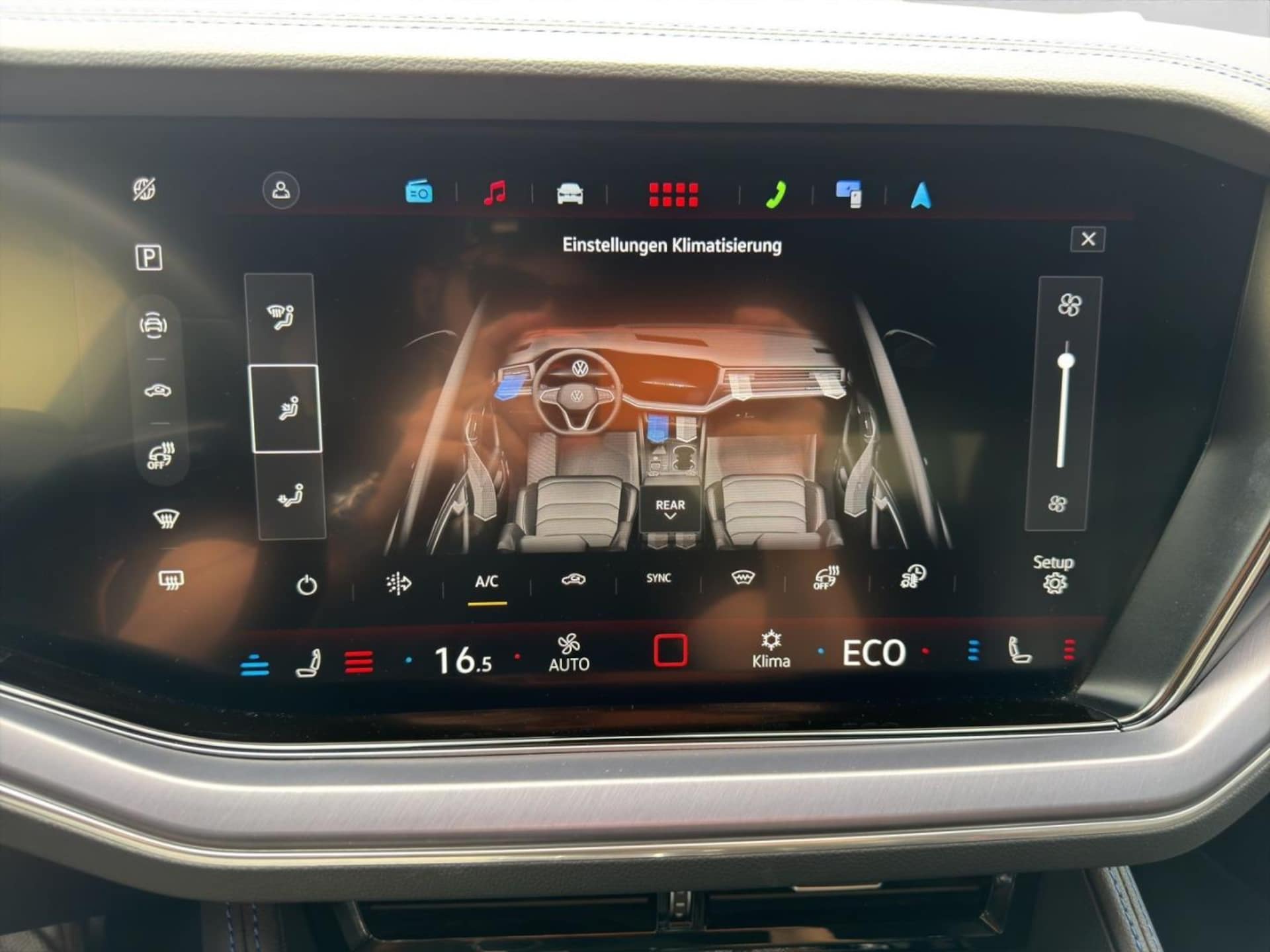 Volkswagen Touareg R