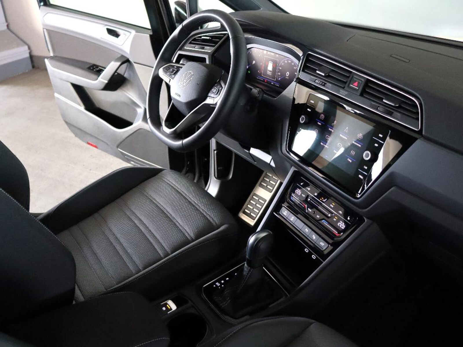 Volkswagen Touran – Bild 17