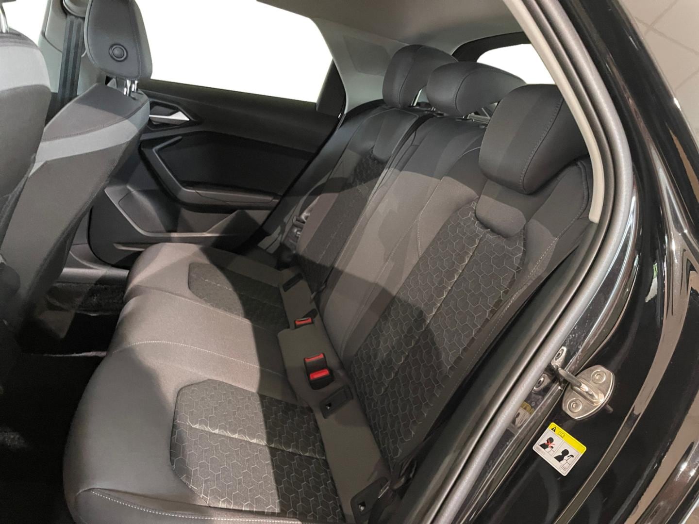 Bild über Audi A1 Sportback advanced 30 TFSI Schaltgetriebe - für weitere Informationen kontaktieren Sie den Audi Partner