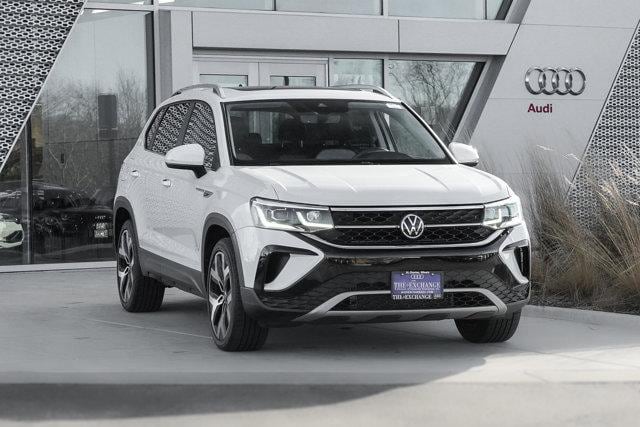 Used 2022 Volkswagen Taos SEL with VIN 3VV2X7B22NM031557 for sale in Saint Charles, IL