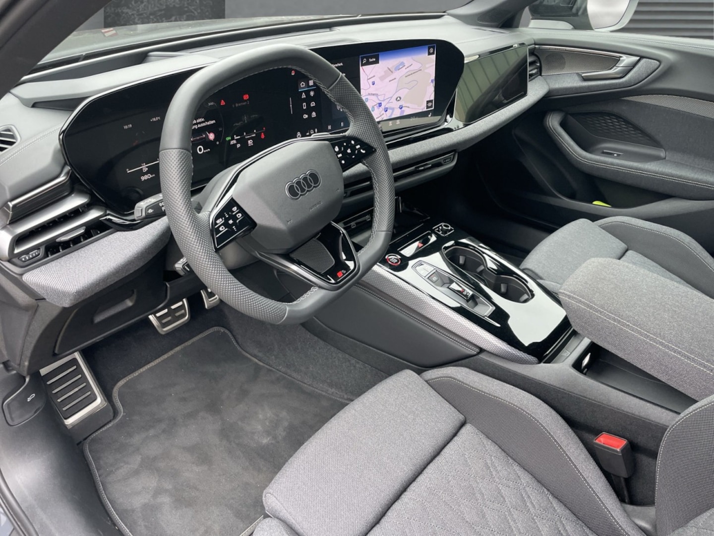 Bild über Audi A5 Avant TDI quattro 150 kW S tronic - für weitere Informationen kontaktieren Sie den Audi Partner