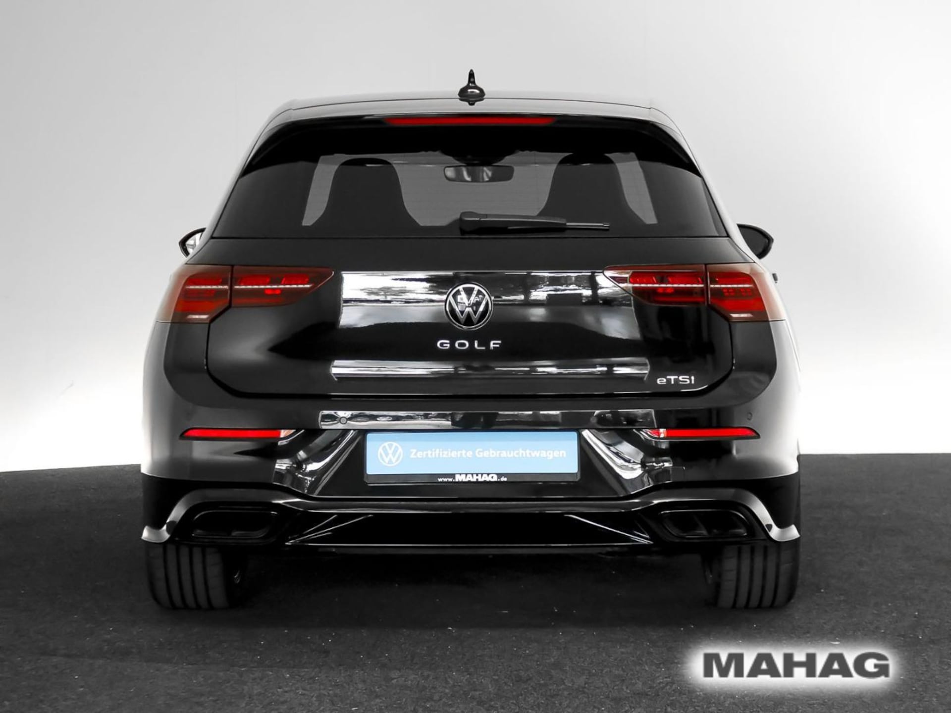 Volkswagen Golf R-Line