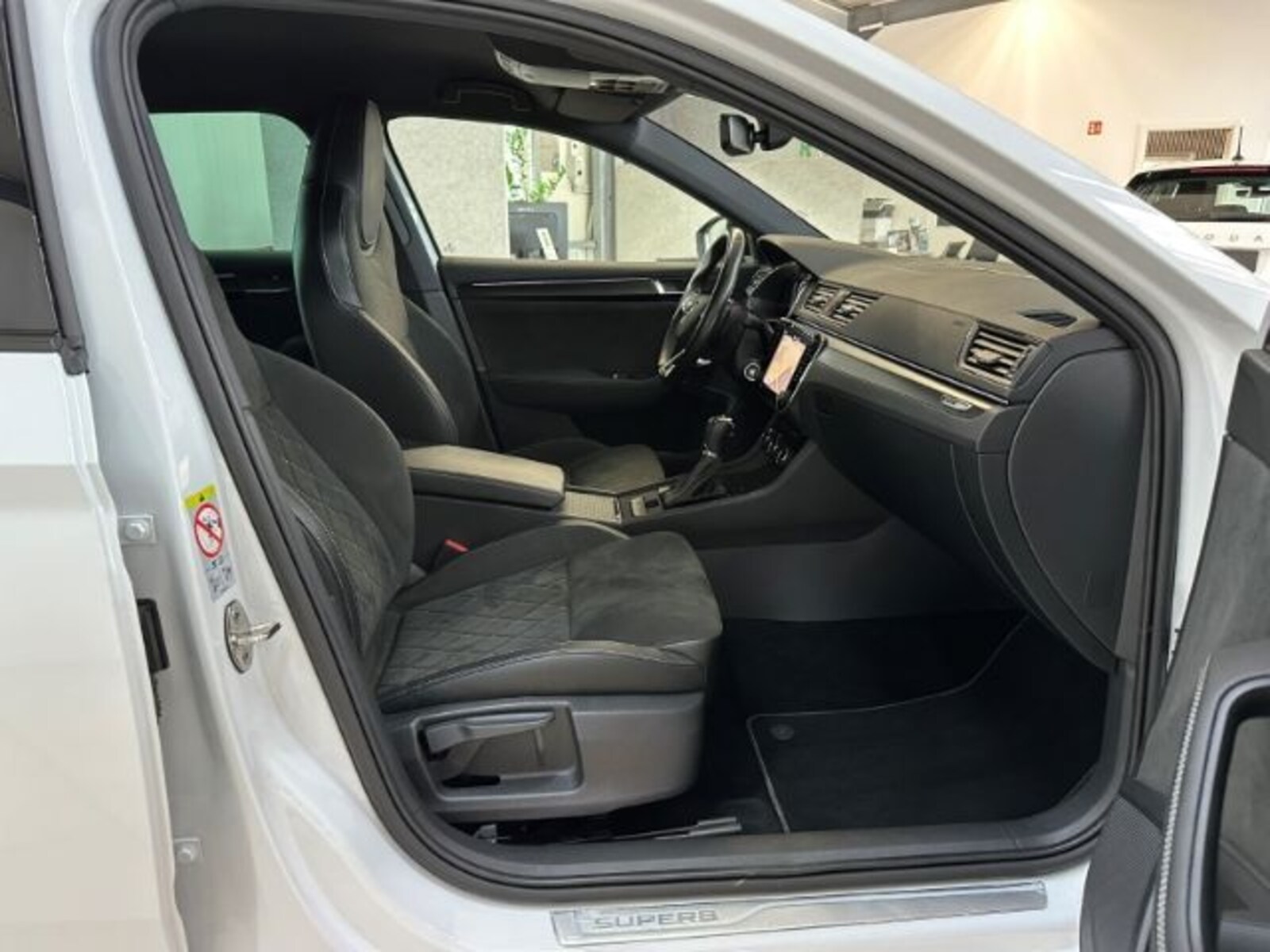 Škoda Superb Combi – Bild 17