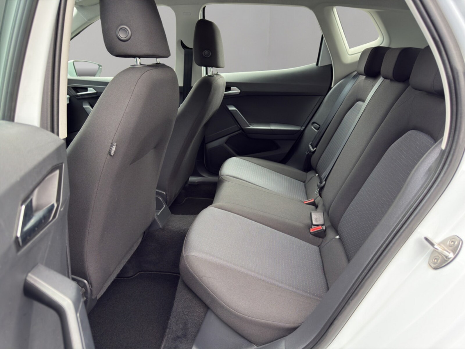 SEAT Arona – Bild 10