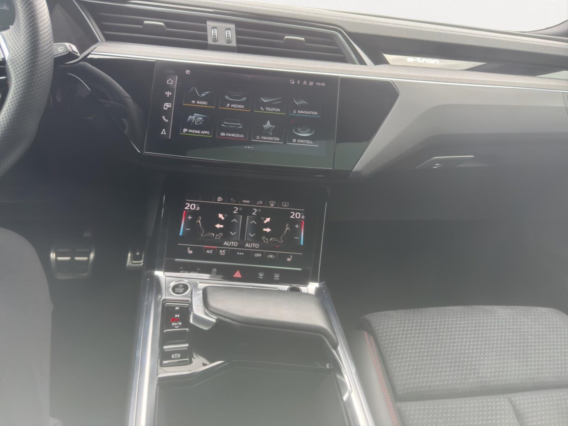 Audi Q8 e-tron S line