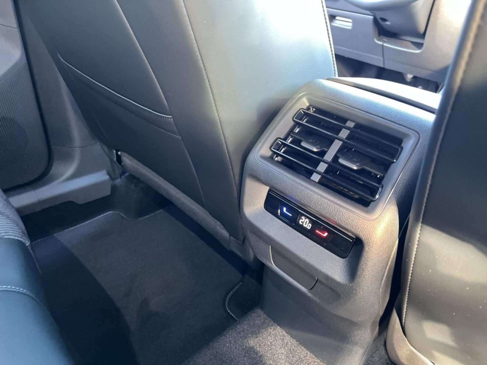 Volkswagen Tiguan – Bild 20