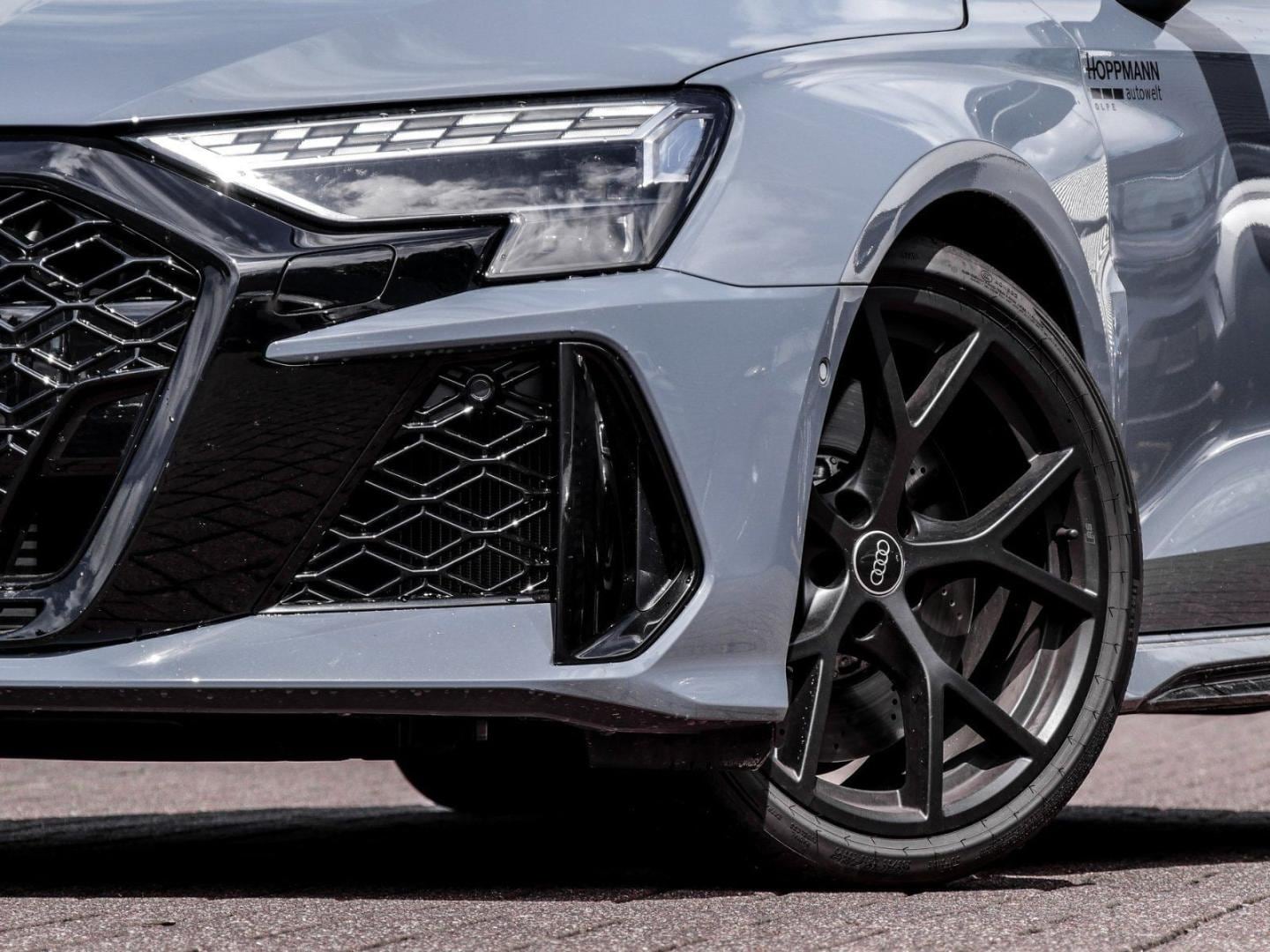 Bild über Audi RS 3 Sportback RS 3 Sportback 294 kW S tronic - für weitere Informationen kontaktieren Sie den Audi Partner