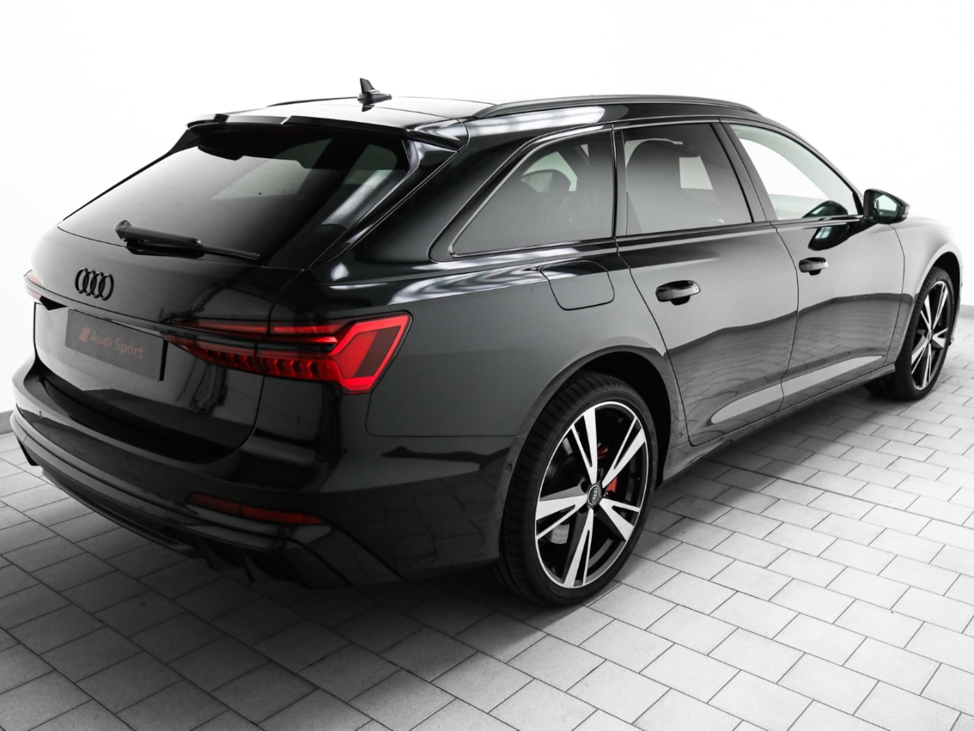 Audi S6 Avant