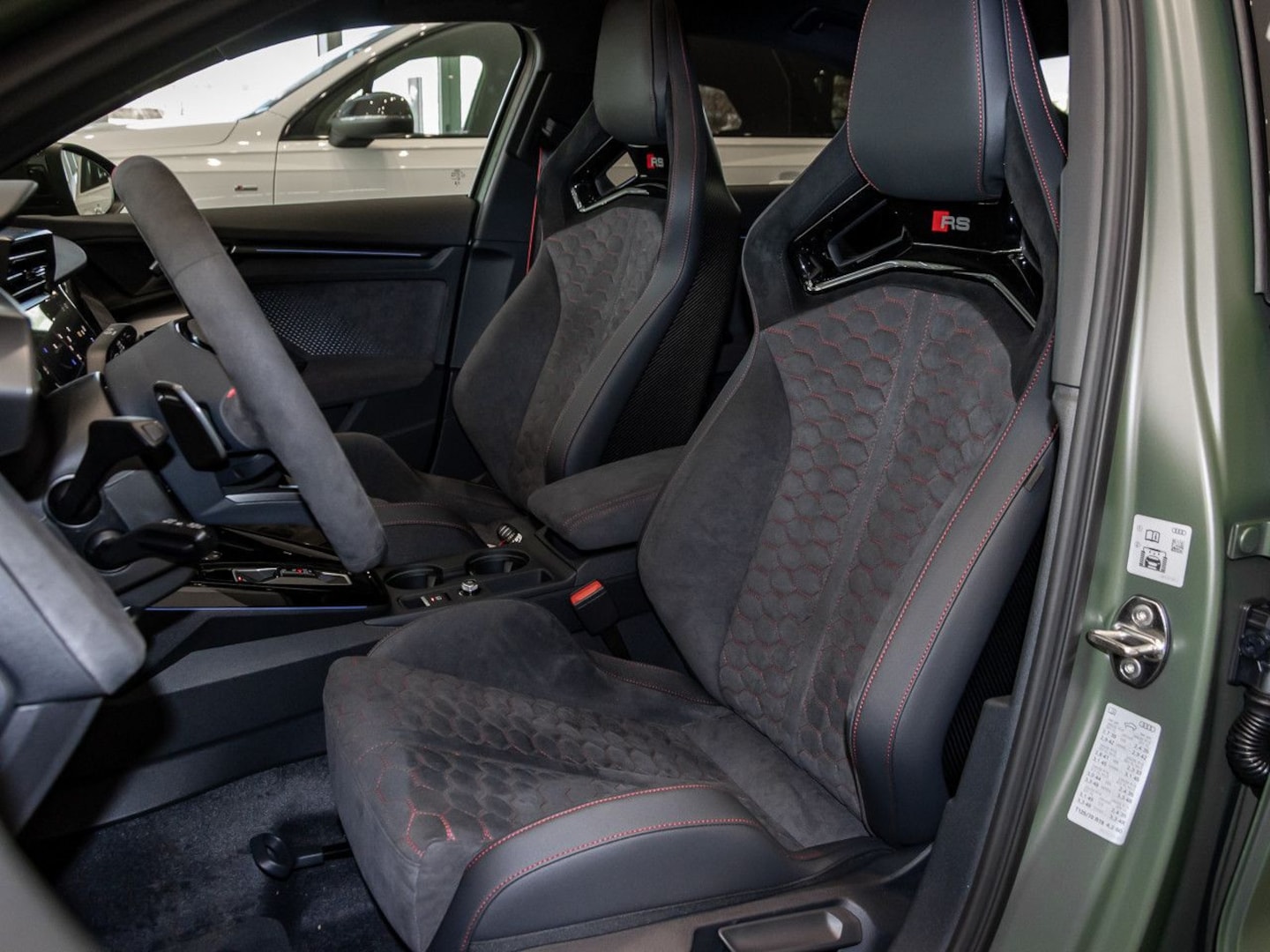 Bild über Audi RS 3 Limousine TFSI quattro 294 kW S tronic - für weitere Informationen kontaktieren Sie den Audi Partner