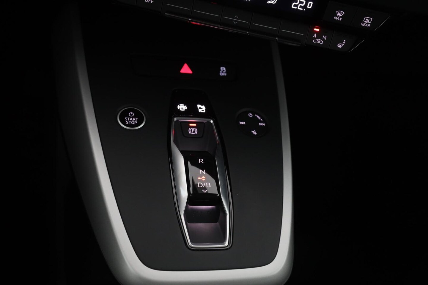 Bild über Audi Q4 e-tron 40 e-tron - für weitere Informationen kontaktieren Sie den Audi Partner