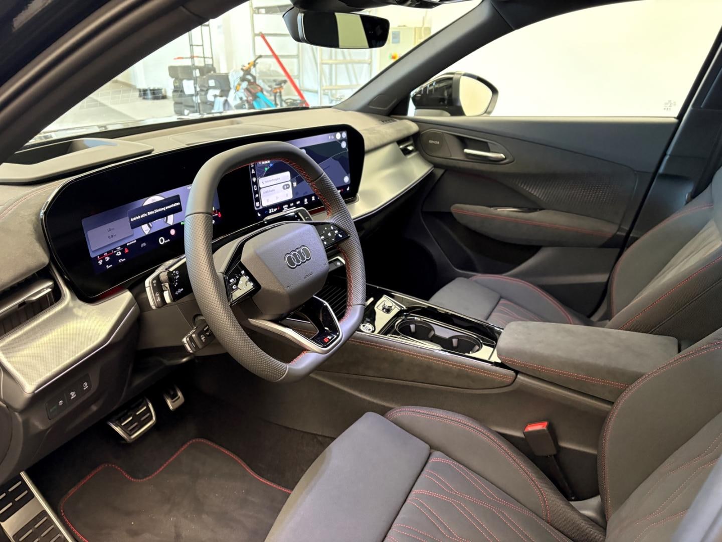 Bild über Audi Q3 Sportback e-hybrid e-hybrid 200 kW S tronic - für weitere Informationen kontaktieren Sie den Audi Partner